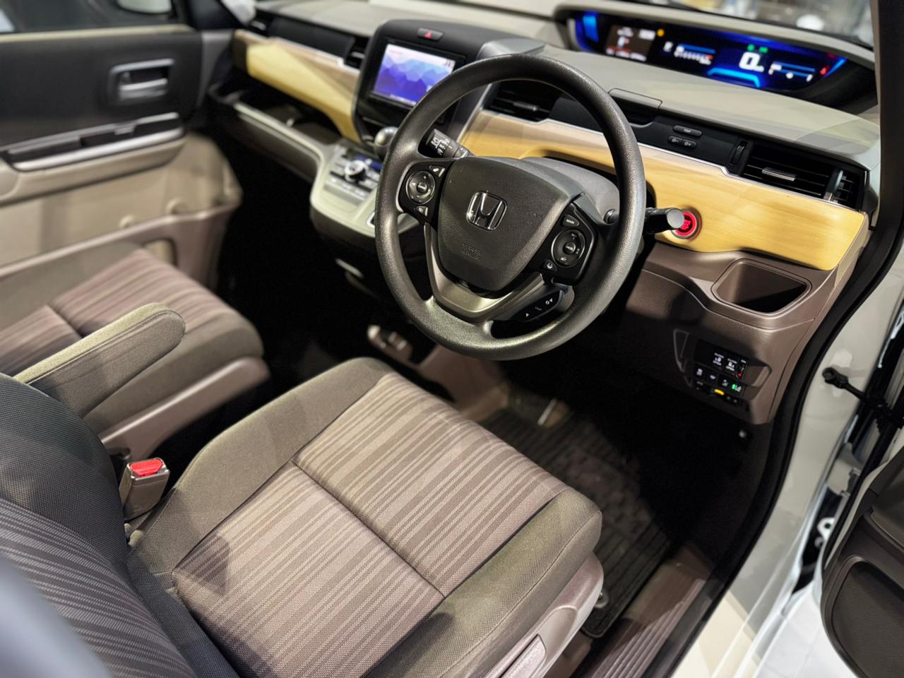 К105435 Honda Freed 2017 GB5-1023284