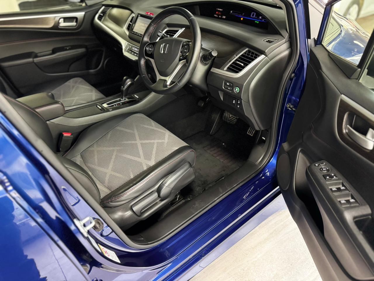 К105438 Honda Jade 2017 FR5-1005114