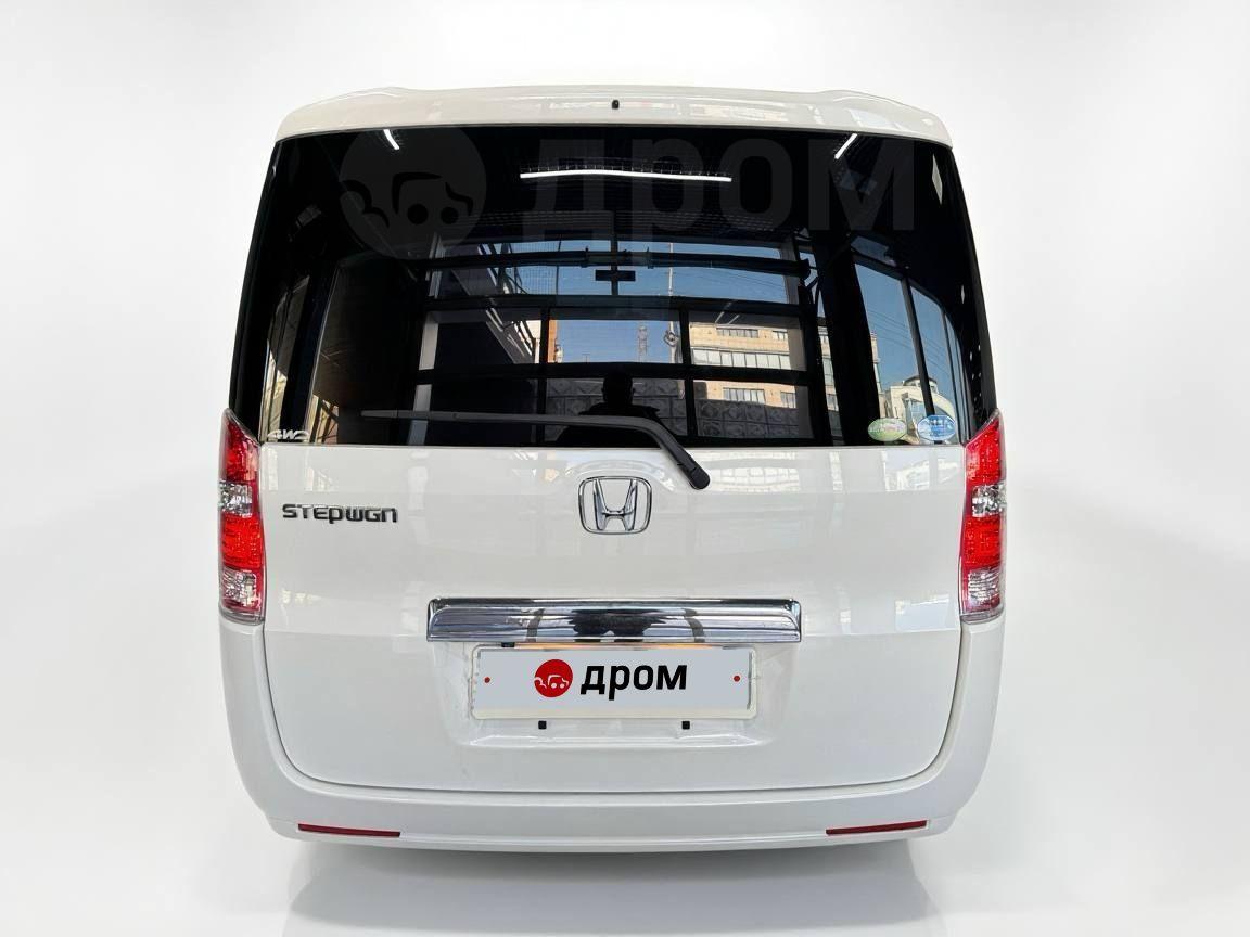 В105492 HONDA STEPWGN 2009 RK2-1000929