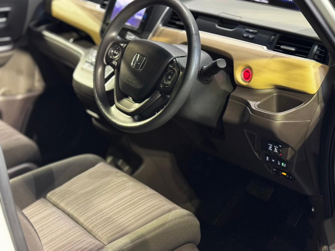 К105435 Honda Freed 2017 GB5-1023284