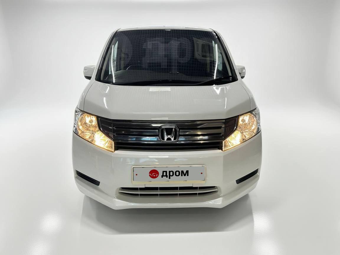 В105492 HONDA STEPWGN 2009 RK2-1000929