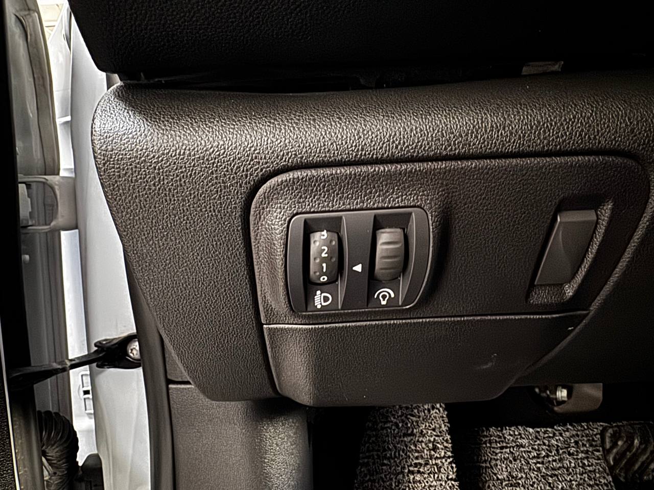 К105496 Renault Samsung SM6 KNMA4B2LMKP010552