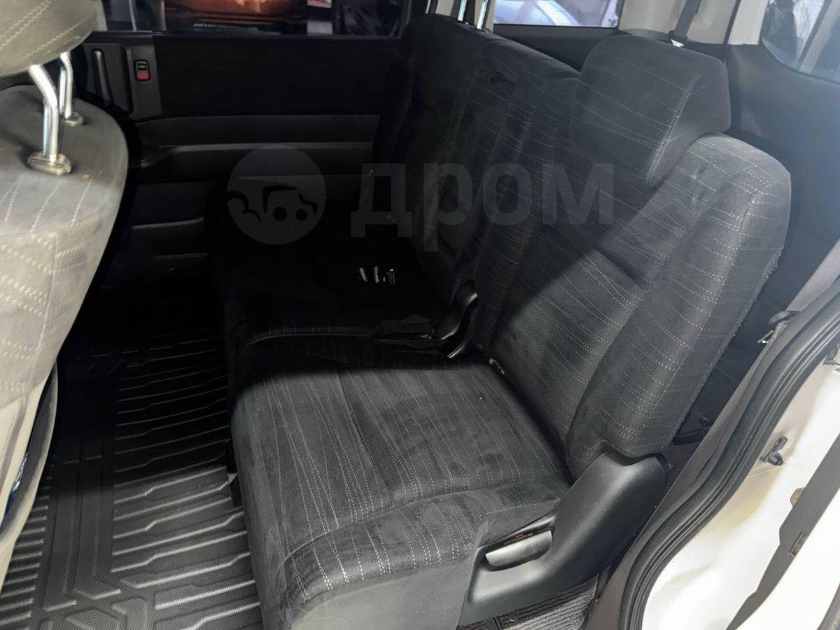 В105492 HONDA STEPWGN 2009 RK2-1000929