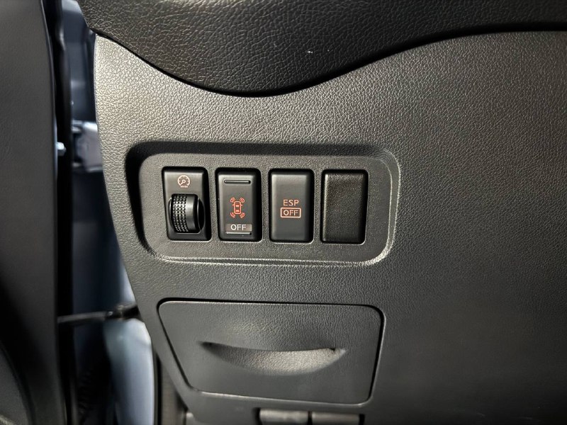 В105479 Рено Колеос VF1VY0C0VUC261428