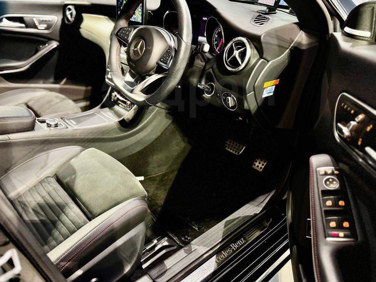 К104982 Mercedes-Benz CLA180 2017 WDD1173422N560886