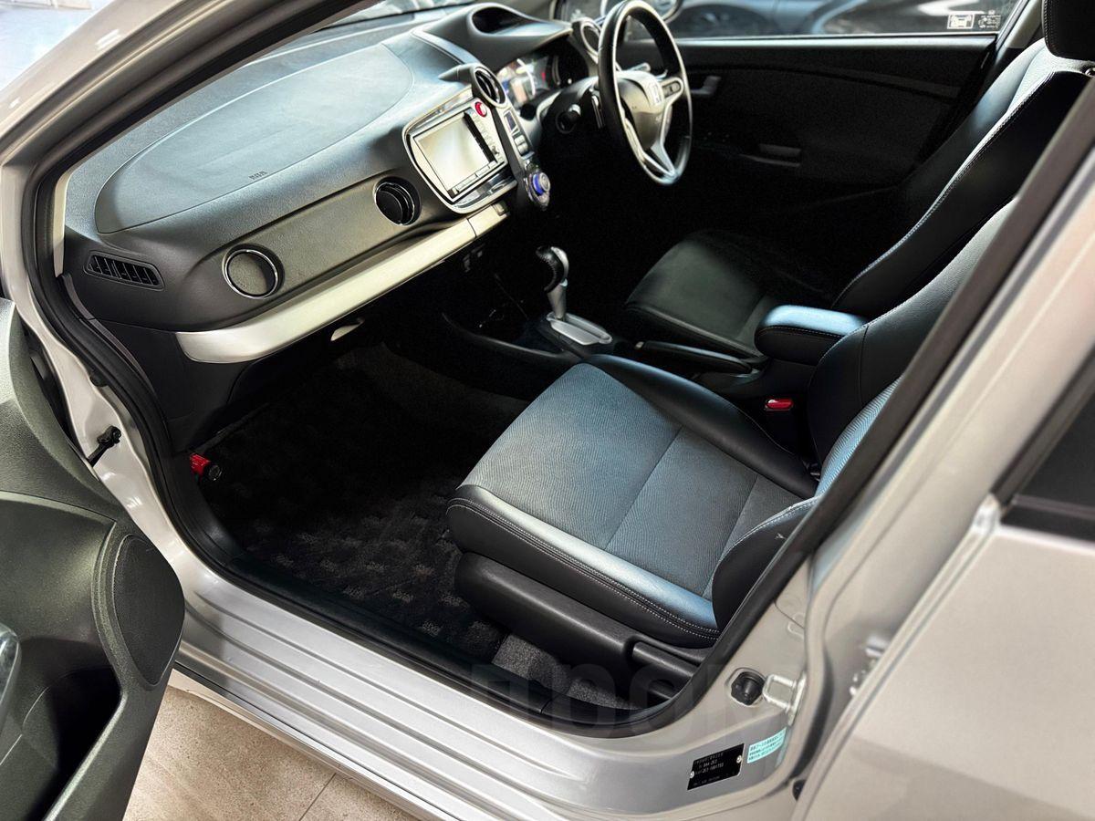 К105341 Honda Insight Hybrid 2012 ZE3-1001733