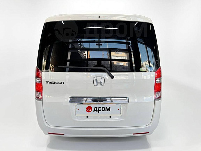 В105492 HONDA STEPWGN 2009 RK2-1000929
