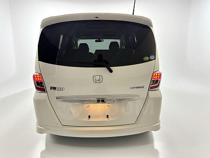 К105353 Honda Freed Hybrid 2013 GP3-3000064