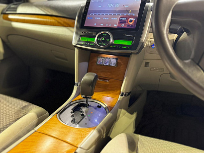 К105191 Toyota Premio 2010 ZRT261-3014400