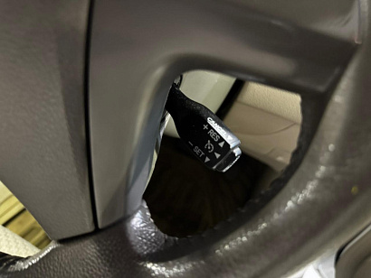 К105191 Toyota Premio 2010 ZRT261-3014400